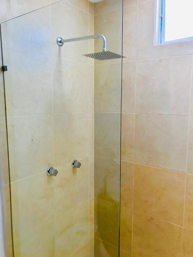 مونتيري Jr Suite En Zona Residencial Linda Vista - Magnifica Ubicacion Y Tranquilidad. المظهر الخارجي الصورة