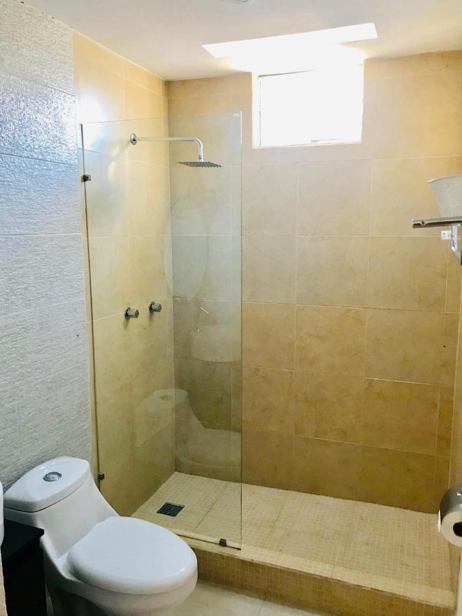 مونتيري Jr Suite En Zona Residencial Linda Vista - Magnifica Ubicacion Y Tranquilidad. المظهر الخارجي الصورة