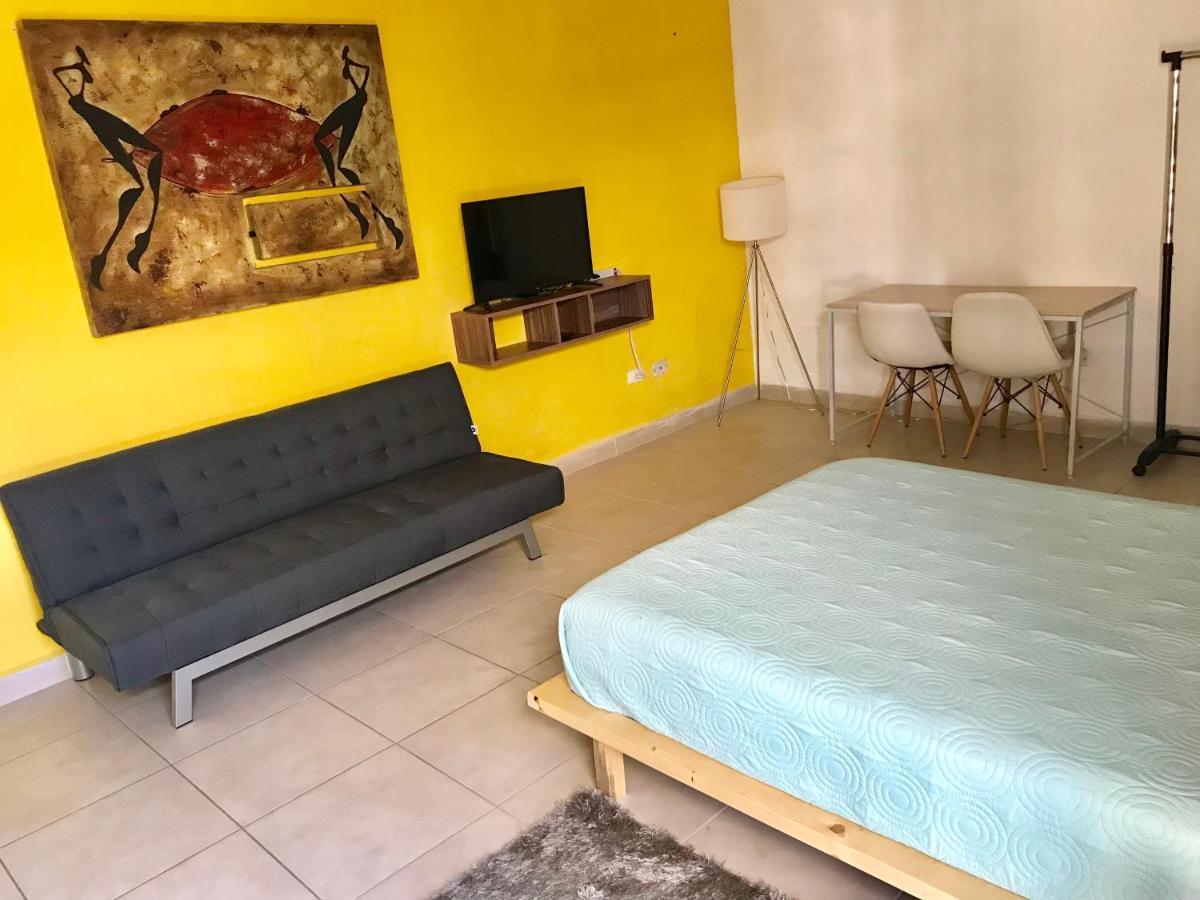 مونتيري Jr Suite En Zona Residencial Linda Vista - Magnifica Ubicacion Y Tranquilidad. المظهر الخارجي الصورة